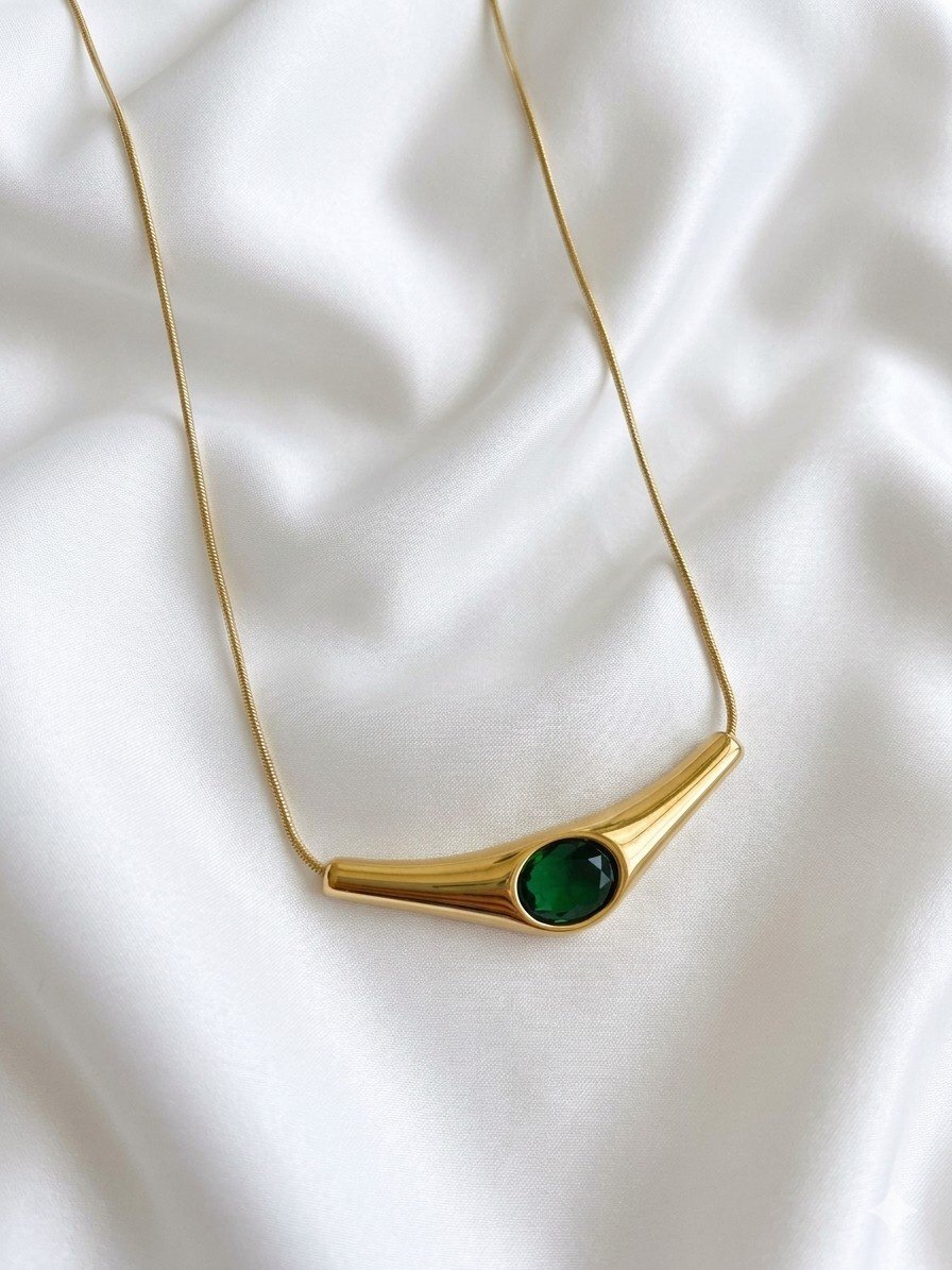 Zenith Emerald Bar Necklace