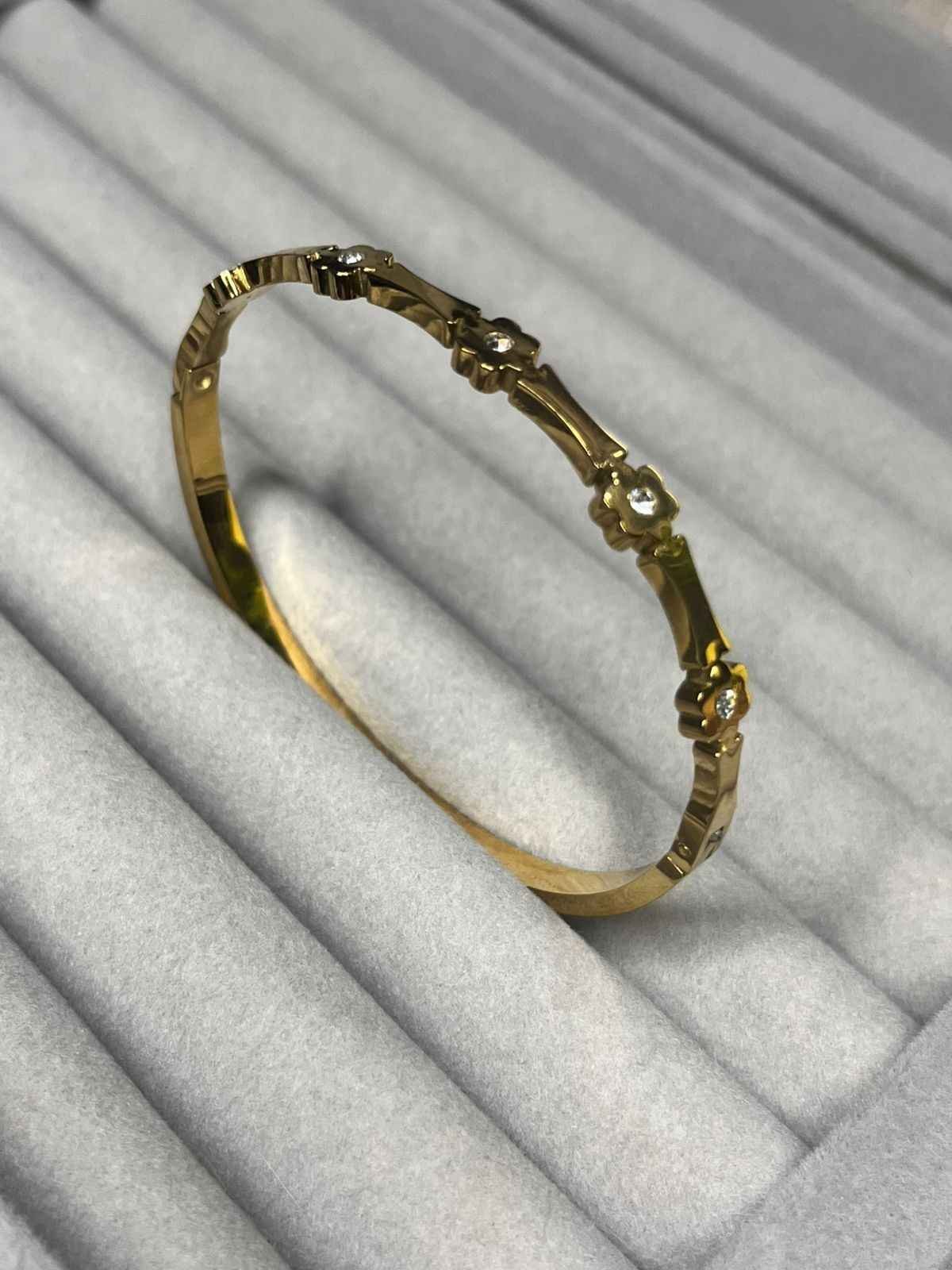 Floral Charm Bangle