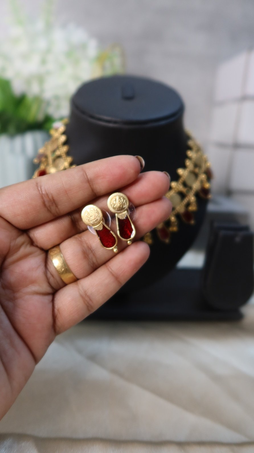 Kanakam choker(maroon) image 3