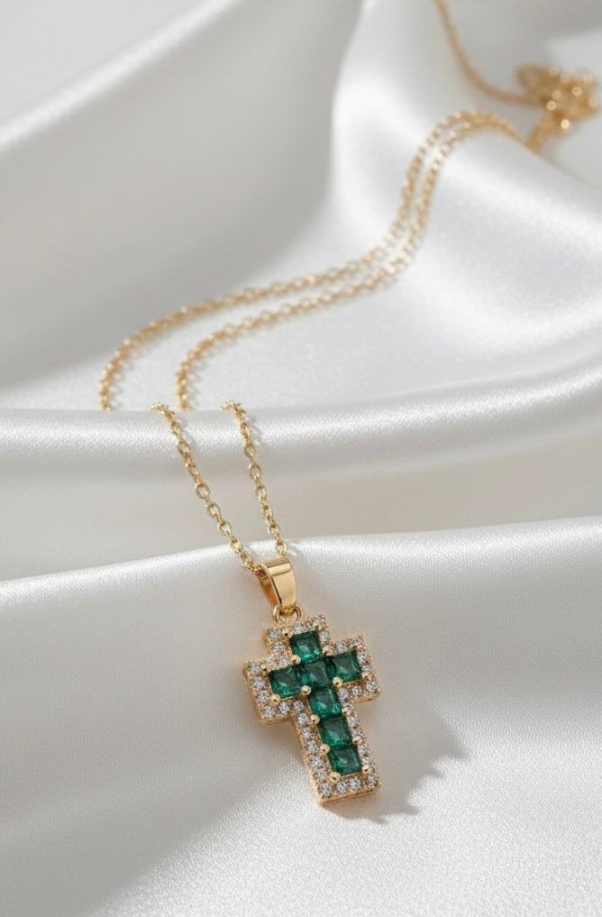 The Emerald Verve Cross image 2