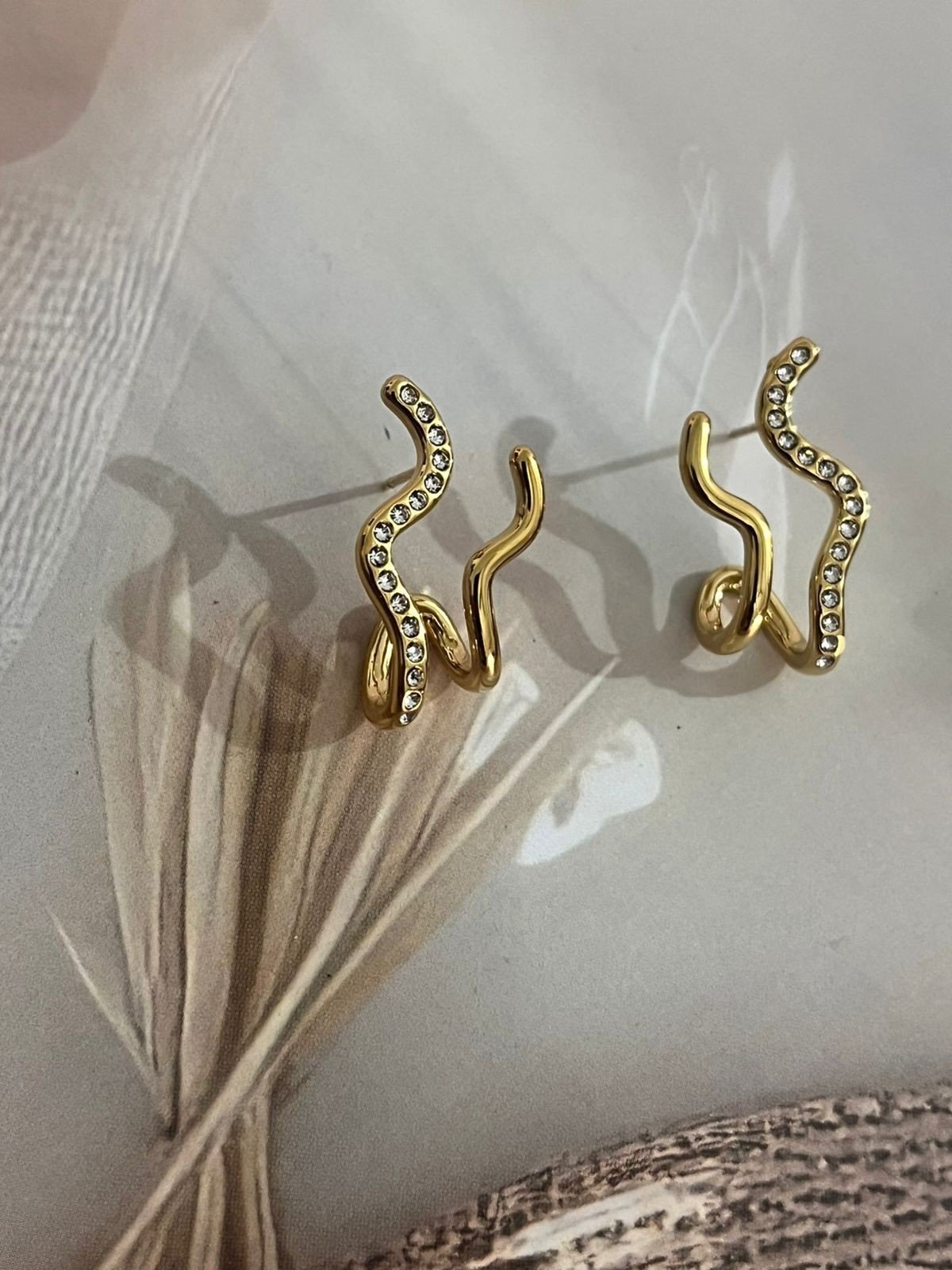 Rhythmic Waves Earring Set image 2